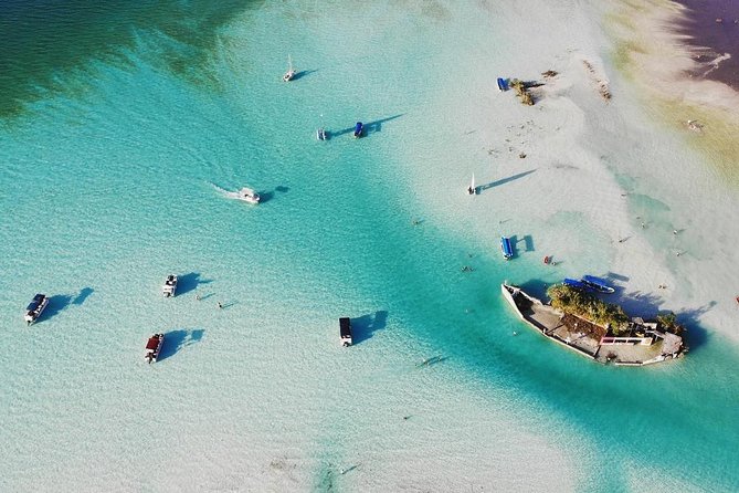 1 Day Tour to Bacalar, Cenotes and 7 color Lagoon with lunch from Cancun - The pontoon route: Pirates Channel and the Seven Colors moment