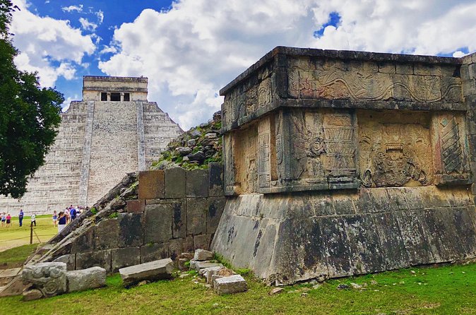 2-Day Trip of Main Yucatan Attraction Including Uxmal and Izamal - Izamal: Quick Colonial Color and a Short Break