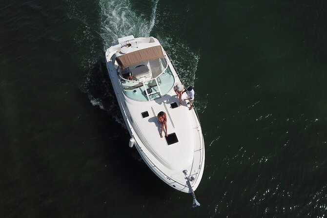 2-hour Private Sunset Cruise on a luxury yacht in Cancun Bay 25P18 - Why a Cancun Bay sunset works best on your own yacht