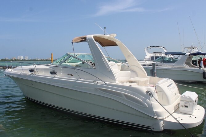 2-hour Private Sunset Cruise on a luxury yacht in Cancun Bay 25P18 - The 2-hour plan: what to expect from the moment you step aboard