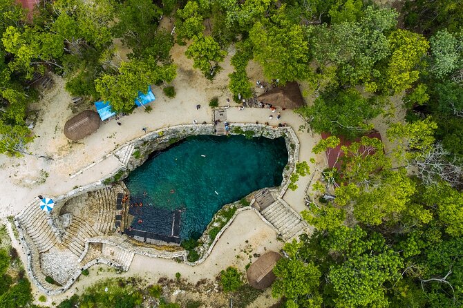 4 PLACES 1 DAY Tour to Coba and Tulum Ruins, Cenote and Playa del Carmen. - Stop 1: Tulum Ruins on the Cliff, Plus Beach Time