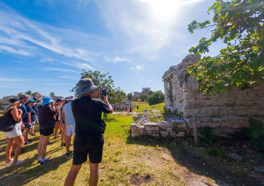 4X1 Tour: Coba and Tulum Ruins, Cenote and Playa del Carmen - Tulum Ruins: sea views plus guided context