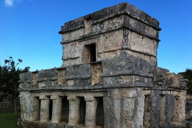 5 Days Mayan Heritage History Tour - Day 1: Tulum ruins and Kohunlich Sun God masks