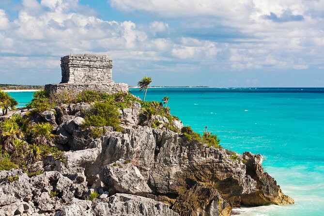 Akumal paradise tour Swimming with Turtles & ancient Tulum Ruins. Lunch included - Why this Akumal + Tulum day trip works