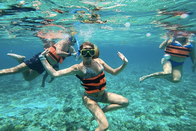 Amazing Catamaran to Isla Mujeres for the best price - Free Time to Stroll Isla Mujeres Town: Souvenirs and Easy Walking