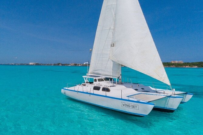 Amazing Catamaran to Isla Mujeres for the best price - Group Size, Service Style, and What the Reviews Suggest