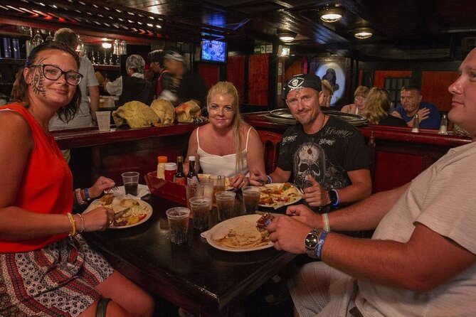 Amazing pirate dinner in Cancun, you must be here! - Clothing rules, weather reality, and how they run the night