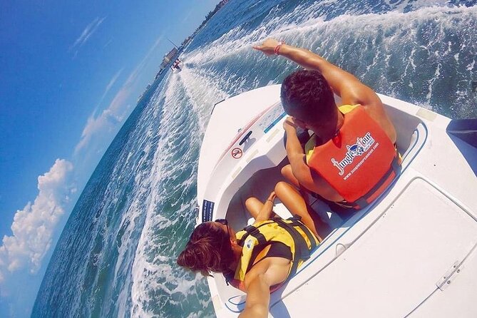 Amazing Speedboat Cancun - Stop 1: Cancun boat time on the Caribbean water