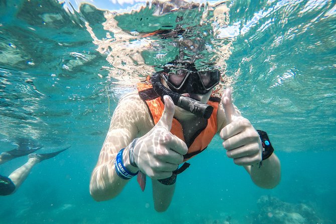 Amazing Speedboat Cancun - The tequila tasting note (a possible extra after the water)