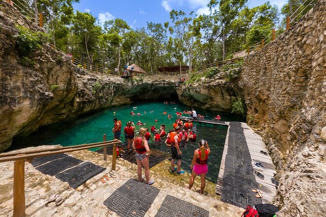 Amazing Tour 4x1 to Coba, Tulum, Cenote & Playa del Carmen. Lunch included - Playa del Carmen and Quinta Avenida: shopping time that doesn’t feel like a museum
