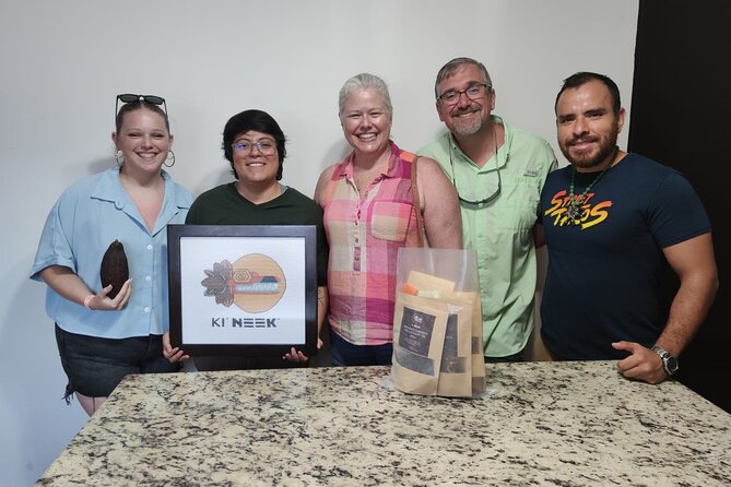 Artisanal Chocolate Bean to Bar Workshop in Cancún - Maya cacao stories you can connect to flavor