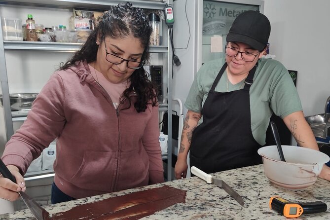 Artisanal Chocolate Bean to Bar Workshop in Cancún - Bean-to-bar in Cancún: what the 2-hour workshop really includes
