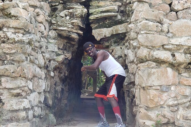 Basic Mayan Tour - Tulum Ruins, Coba, Cenote from Cancun - Playa del Carmen and 5th Avenue: the quick walk-and-shop finish