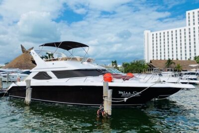 Big Yacht 48ft Rental up to 15 Pax snorkel - Choosing 2 vs 4 vs 6 hours: the real decision