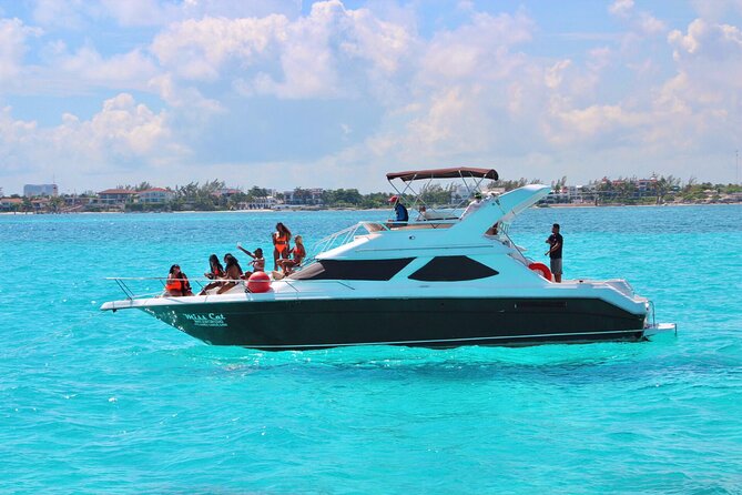 Big Yacht 48ft Rental up to 15 Pax snorkel - Your onboard setup: cooler, bottled drinks, and music