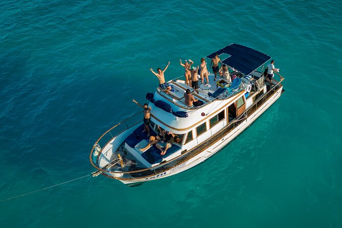 Boating Experience in Cancun Bay. All inclusive. - Quick hits on this Cancun Bay boat experience