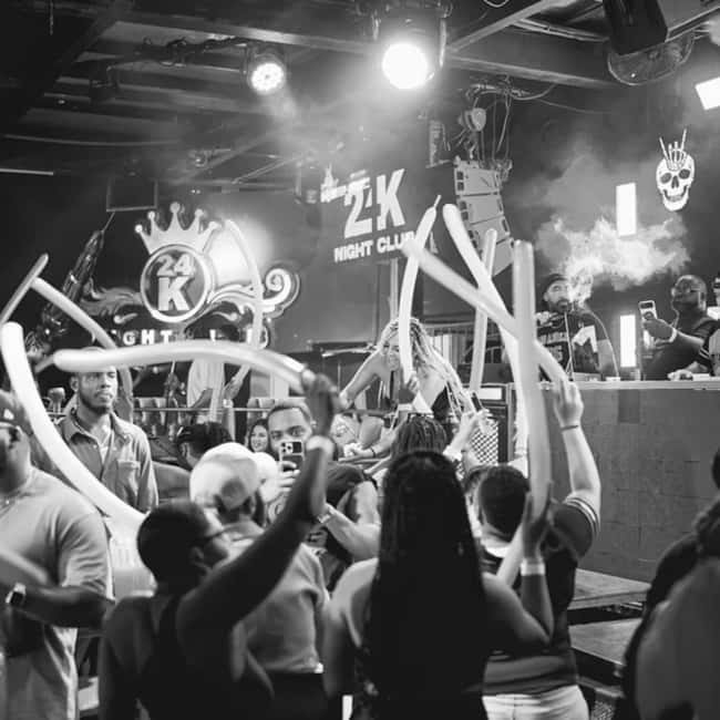 Cancun: 24 K Club Open Bar and Table incluided - The music, the sound, and why the venue layout matters