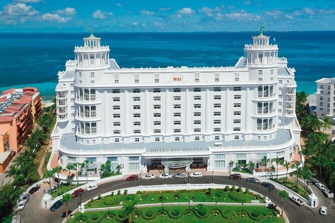 Cancun Airport and Hotel Riu Palace Las Americas Private Shuttle - Key highlights at a glance