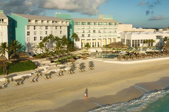 Cancun Airport and The Westin Resort Spa Cancun Private Shuttle - The Ride to The Westin: What the Transfer Feels Like