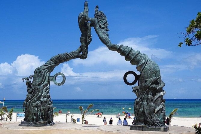 Cancun Airport CUN Arrival or Departure Transfer - Onboard Comfort: Bottled Water and Helpful Driver Energy