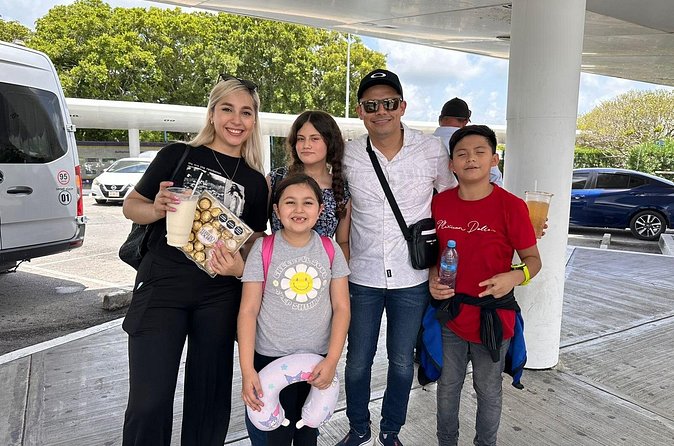 Cancun Airport Shared Transfer - Size Limits and Shared Shuttle Reality (Max 500 People)