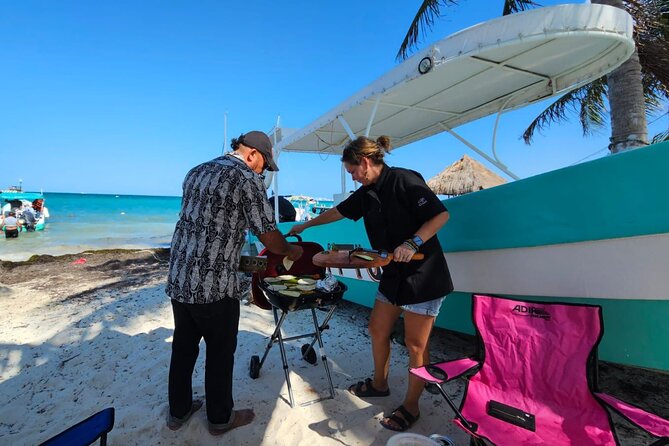 Cancun Beach Seafood Barbecue Class in a Kombi - Seafood on the Open Flame: Shrimp, Octopus, Sardines