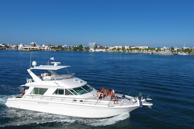 Cancun Boat Tour to Isla Mujeres on Luxury Yacht with Chef -SR55C - Getting there: marina meet-up, pickup options, and timing