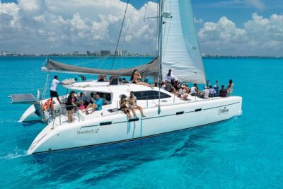 Cancun Catamaran: Isla Mujeres, Snorkeling, Drinks & Buffet Lunch - Snorkeling From the Catamaran: How to get the most out of it
