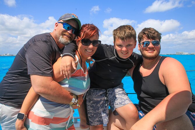 Cancún Catamaran to Isla Mujeres + Snorkel, Open Bar & Lunch - Boarding at Playa Tortugas: What the Start Feels Like