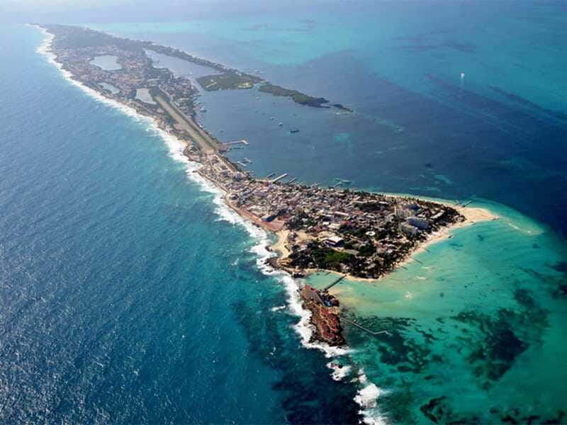 Cancun: Half Day Private Catamaran to Isla Mujeres - The Optional Photo Upsell: How to Protect Your Wallet and Your Mood