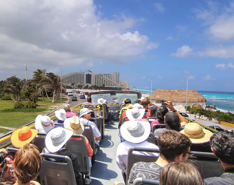 Cancún: Hop-on Hop-off Bus Tour with Submarine Trip - Downtown Circuit: Nichupté Lagoon Views and Local-Feel Stops