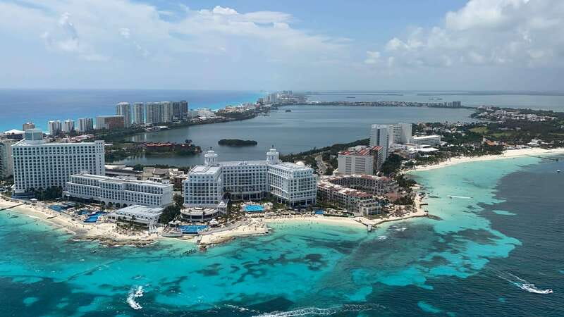 Cancun Hotel Zone: Panoramic Flight - Cancun Hotel Zone Panoramic Flight: The Real Point of This Trip