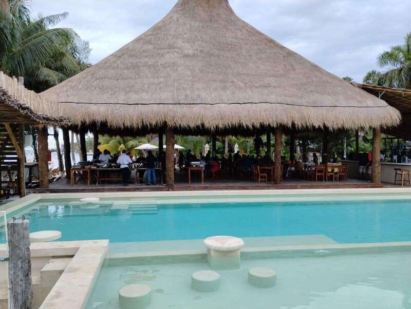Cancun: Isla Mujeres Catamaran + Coco Bongo Show - Isla Mujeres Town: A Walk, Shops, and Optional Car Planning