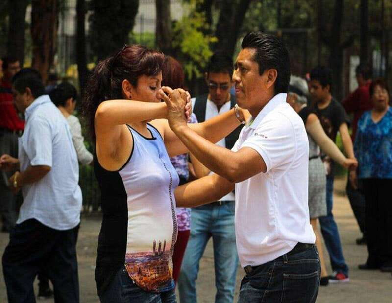 Cancun: Salsa/Bachata Group Class - Salsa and Bachata in Cancun: What the 1-Hour Lesson Really Covers