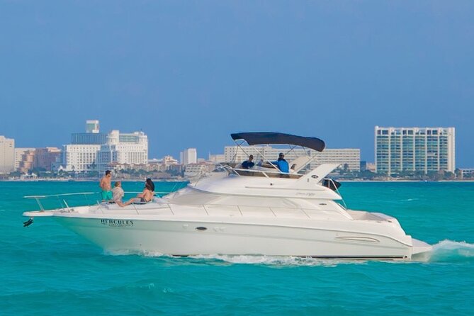 Cancún Yacht Rental SeaRay 46ft 25P13 - A private SeaRay 46ft yacht cruise: why it feels different in Cancún