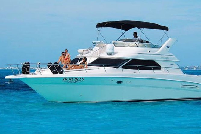 Cancún Yacht Rental SeaRay 46ft 25P13 - Getting out of Cancún waters: what Cancun Bay time is like