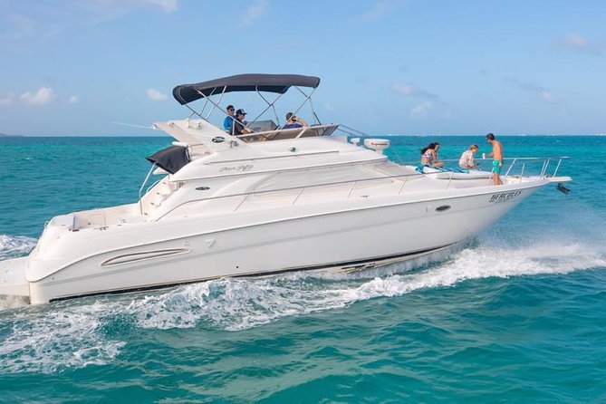 Cancún Yacht Rental SeaRay 46ft 25P13 - BYOB on a yacht: how the drinks work in real life