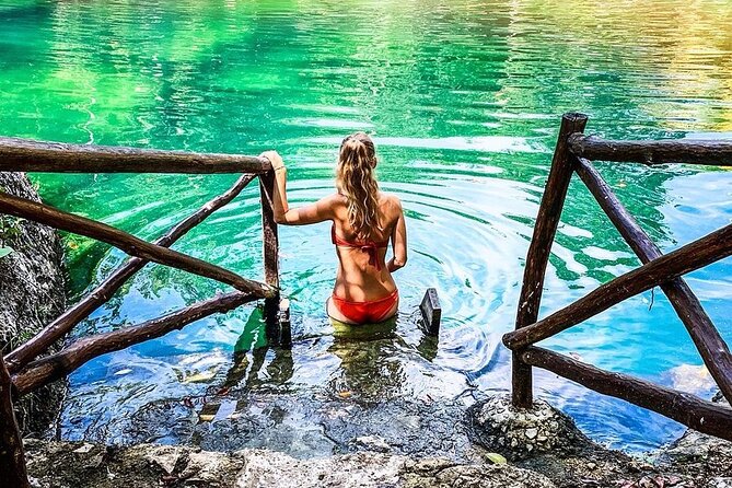 Casa Tortugas cenotes, Tulum Mayan site and Madre Naturaleza tour - Ven a la Luz (Madre Naturaleza) sculpture: the photo stop that balances the day