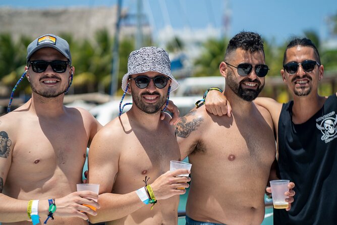 Catamaran family friendly Tour to Isla Mujeres with lunch - Amazona Beach Bar by Mar-Bella: lunch buffet, open bar, and DJ energy
