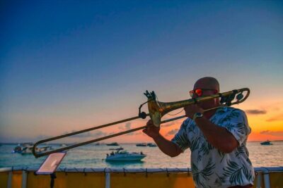 Catamaran Sunset Cruise to Isla Mujeres from Cancun - Isla Mujeres: Guided Stops Plus 2 Hours to Wander