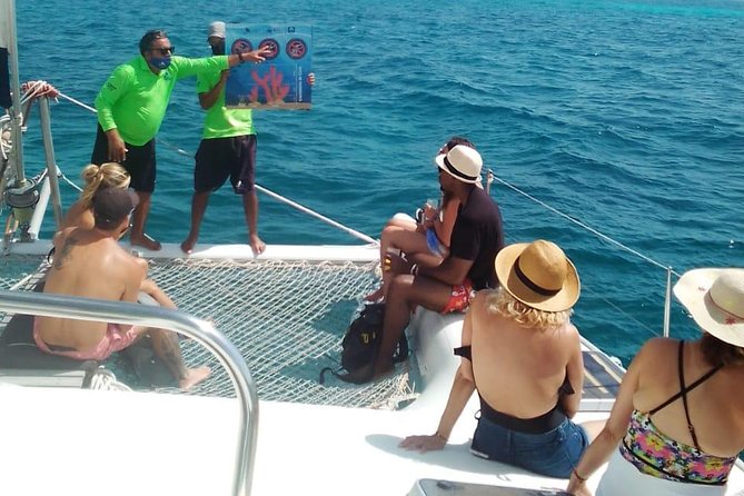 Catamaran to Isla Mujeres, Open bar, buffet, Beach Club Included - Price and value: the included drinks are the math-maker