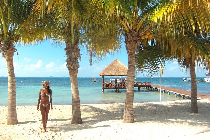 Catamaran to Isla Mujeres: Snorkel MUSA, Playa Norte & Buffet - Boat, Breakfast, and Open Bar: The Details That Shape Your Comfort