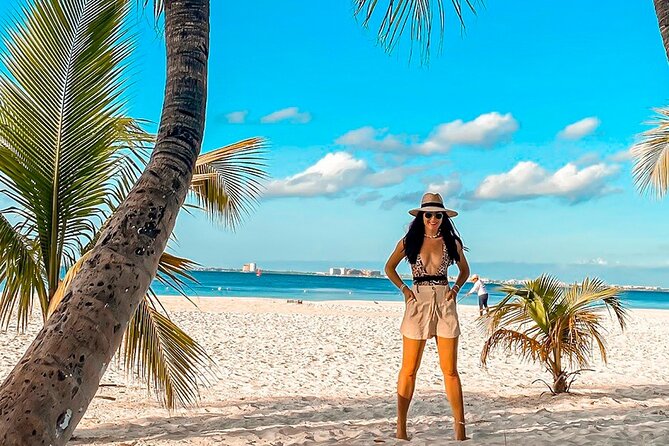 Catamaran to Isla Mujeres with Buffet and Open Bar from Cancun - Beach Club Time on Isla Mujeres: buffet lunch you can count on