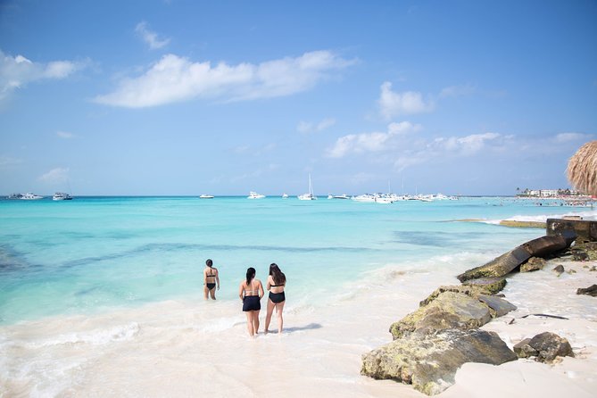 Catamaran Tour from Cancun to Isla Mujeres - Island time: shopping, walking, and the return to Cancun