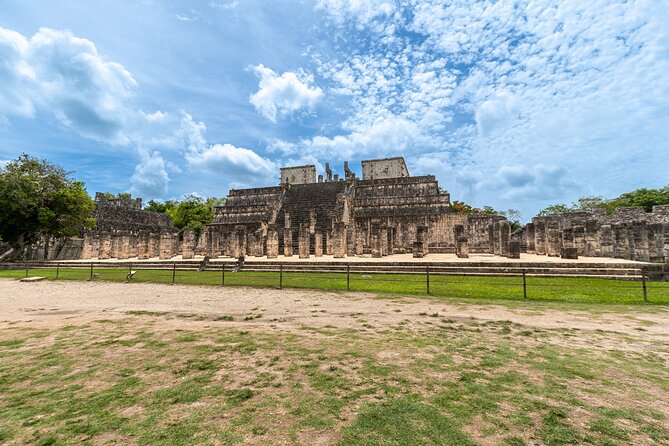 Chichén Itzá Ancestral Tour from Cancún with Cenote - Stop 4: Valladolid’s 30-minute cathedral-square break