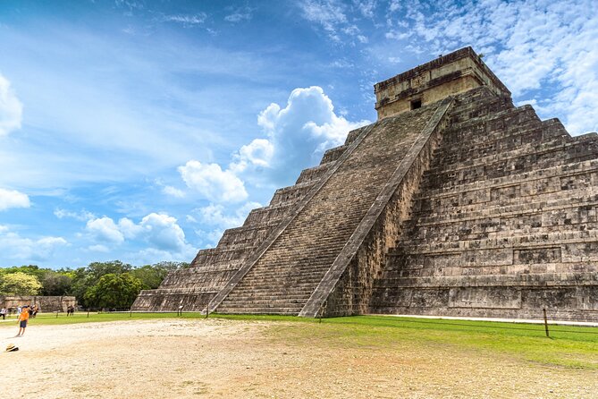 Chichén Itzá Ancestral Tour from Cancún with Cenote - Stop 1: Cenote Noolha by Chichikán and your swim logistics