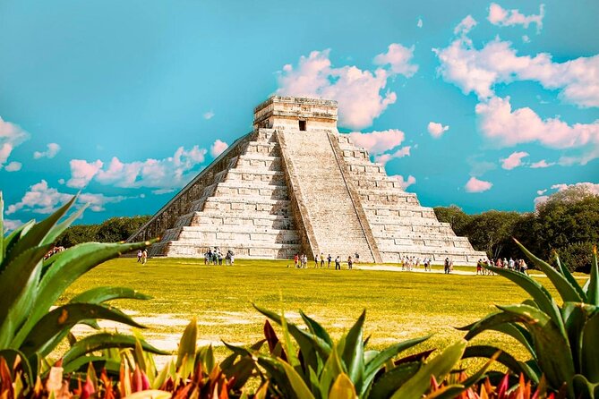 Chichen Itza and Cenote Tsukán with Lunch - Key highlights worth your time