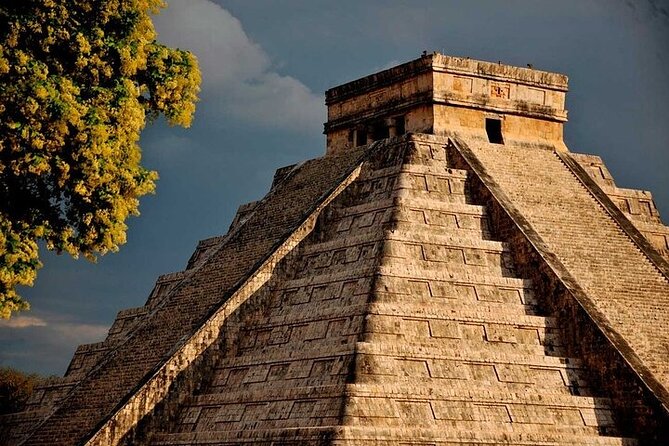 Chichen Itza and Dos Cenotes Experience from Cancun - Real Mayab Buffet: Fuel Before the Mayan Sites