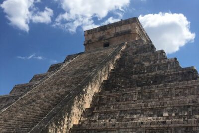 Chichen Itza, Cenote Xkeken,Samula & Valladolid Tour from Cancun - Chichen Itza: Kukulcán, Warriors Temple, and how the guide shapes the experience