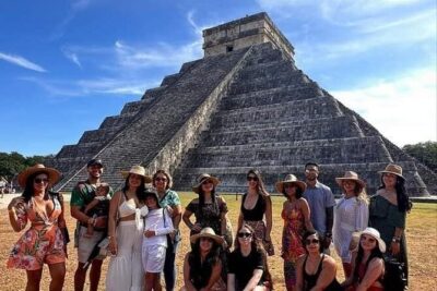 Chichen Itza Deluxe And Ancestral Cenotes Suytun and Ik-kil - Chichén Itzá: Guided Hour Inside the Ruins + Real Photo Time